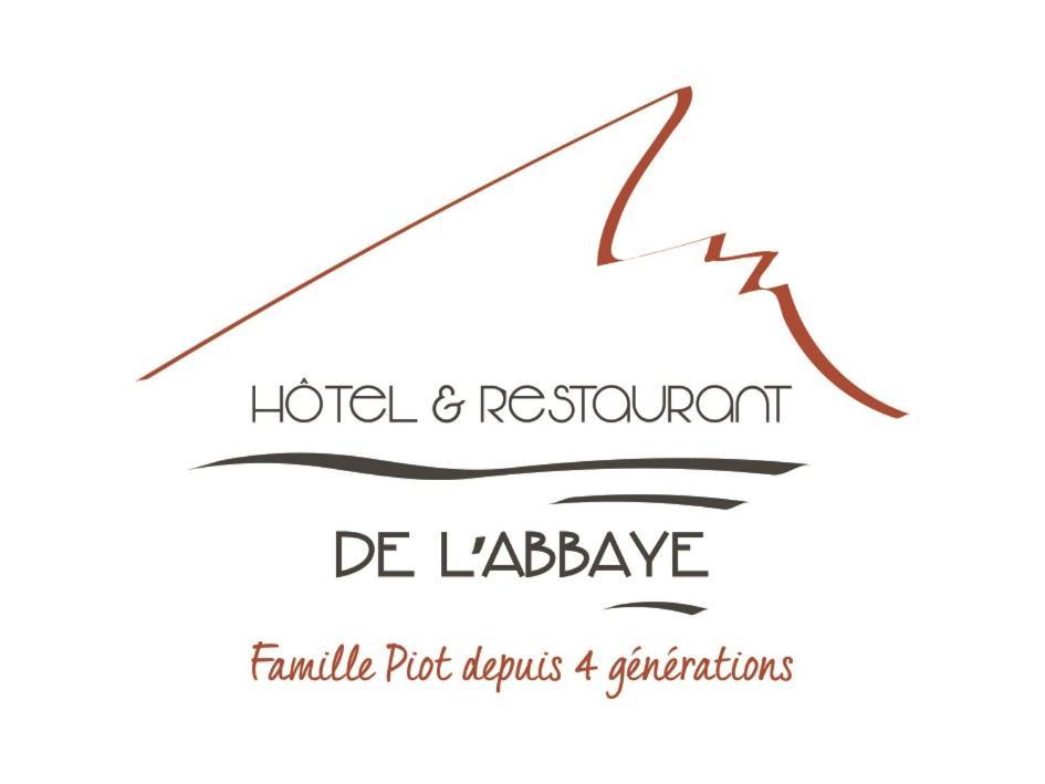 Grande-Riviere Chateau Hotel Restaurant Spa De L'Abbaye מראה חיצוני תמונה